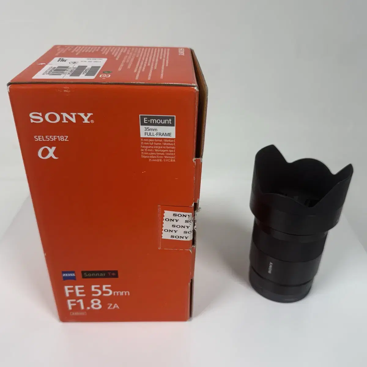 소니 sony 칼자이즈 55mm f1.8 판매합니다.