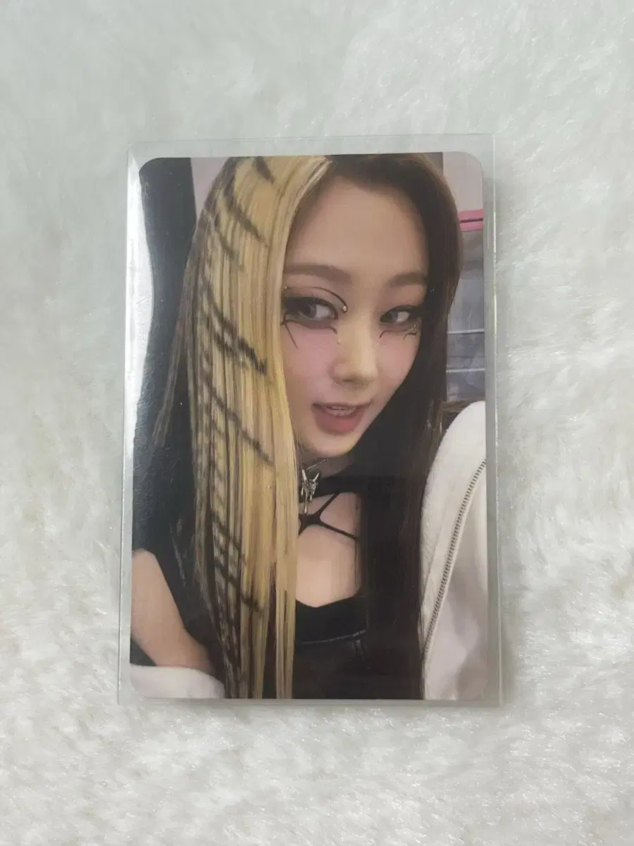 giselle Girls digipack Version Photocard