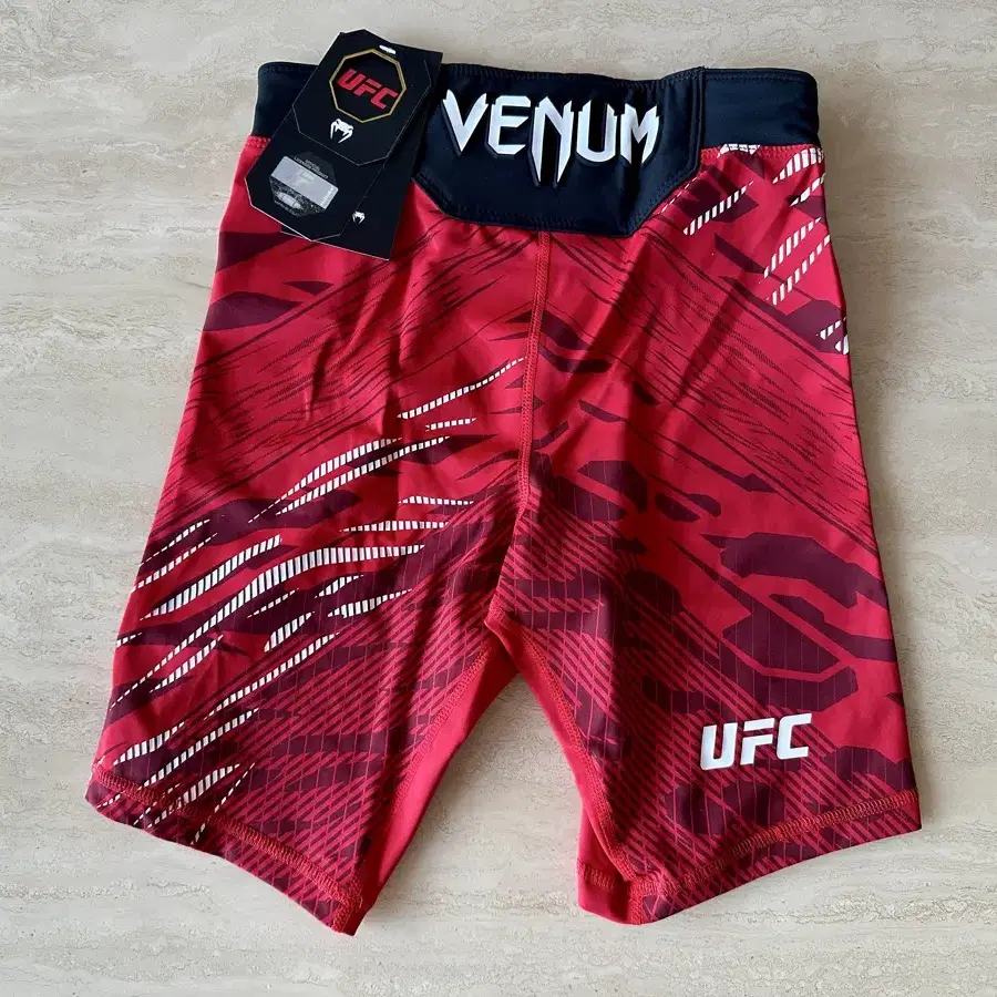 VENUM UFC 파이트쇼츠 컴프레션 XS 레드 택포함