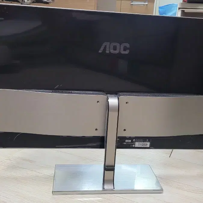 aoc2777 알파스캔 모니터