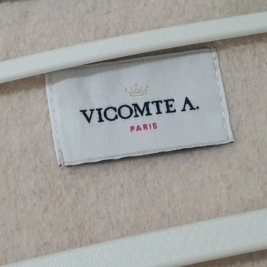 VICOMTE A. 코트 판매