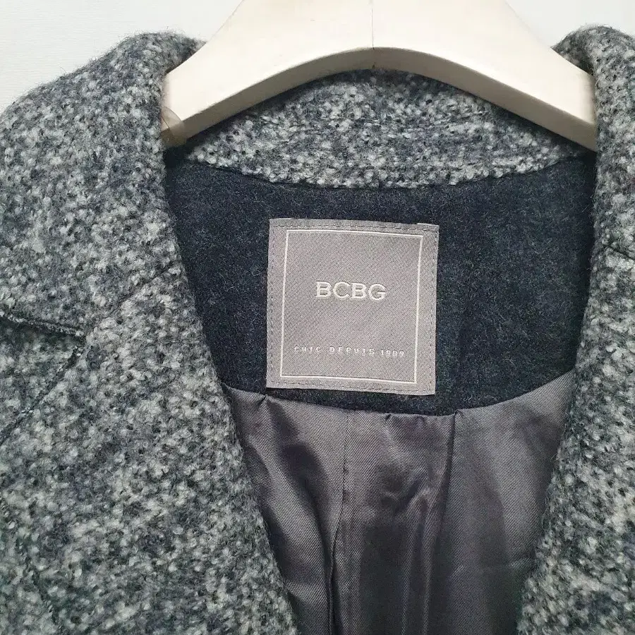 BCBG 코트