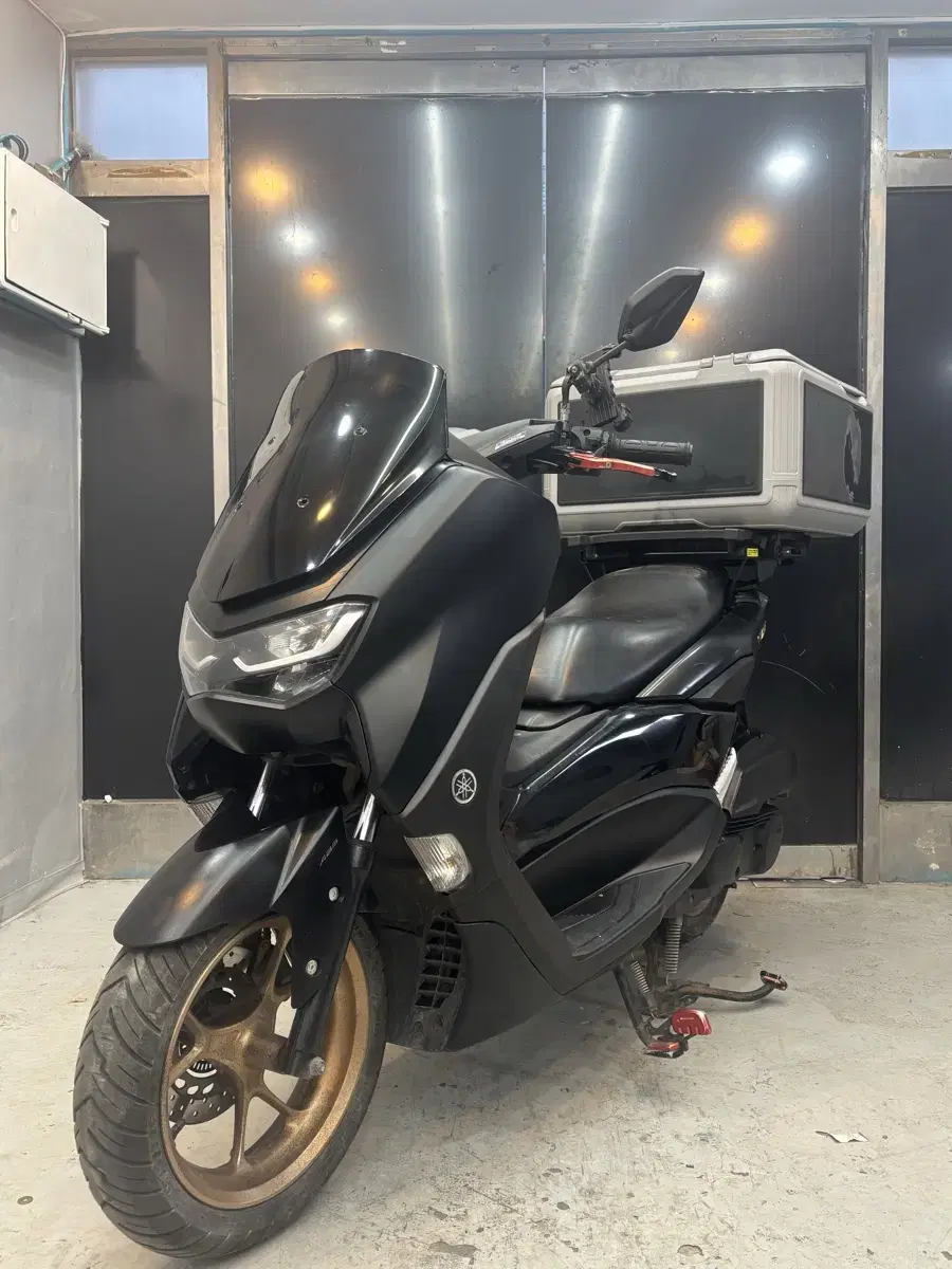 21년식 nmax125 abs 출퇴근 차량