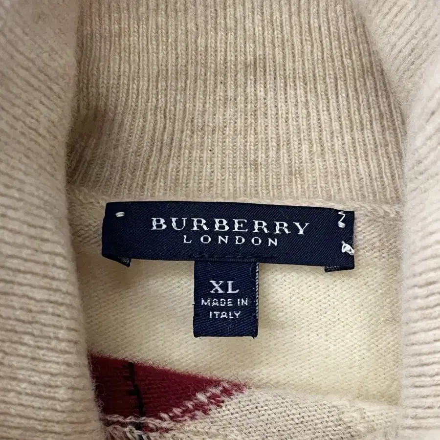 Burberry 버버리 런던 아가일패턴 터틀넥 니트