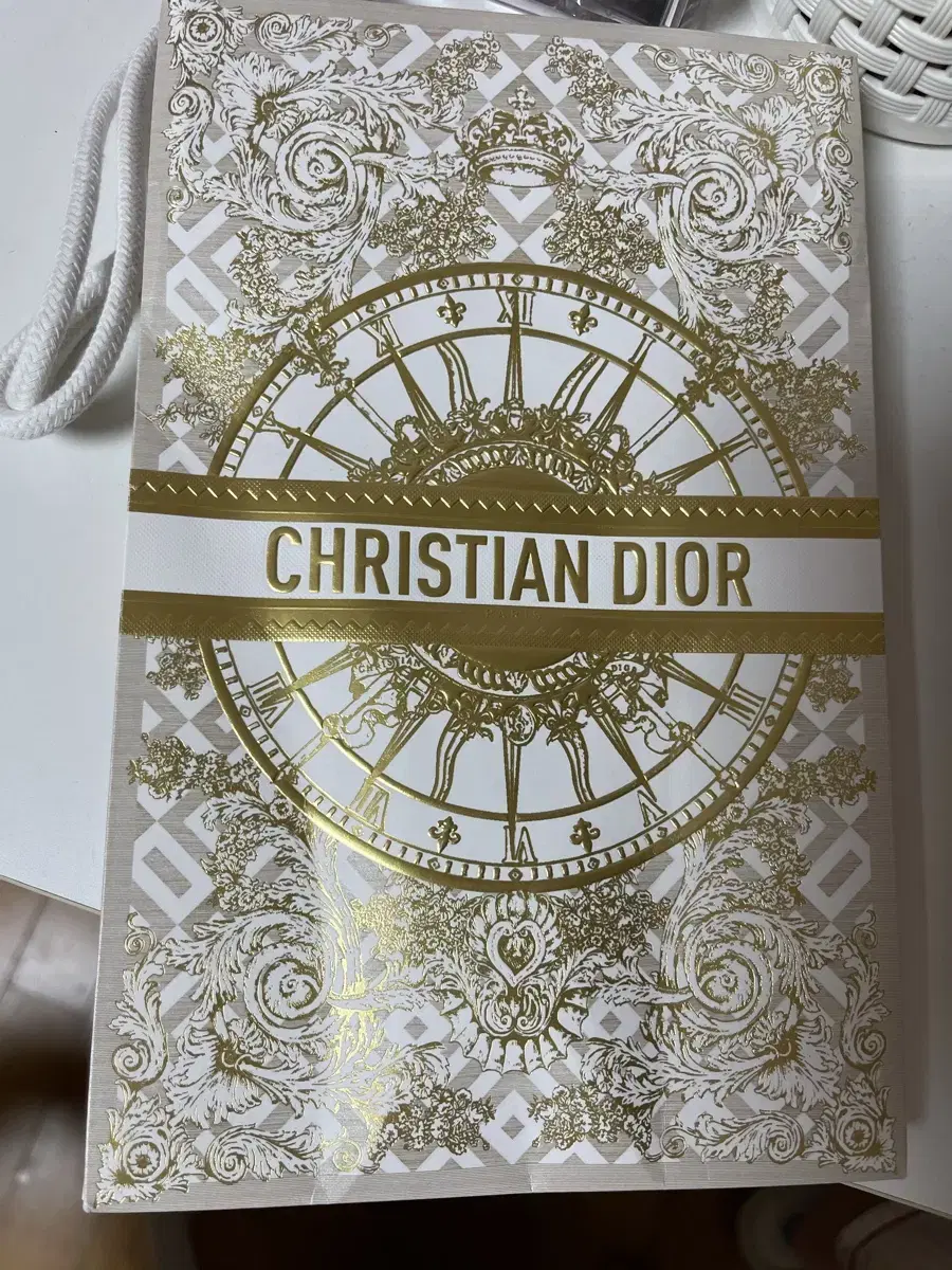 Dior shopping bag received in Japan