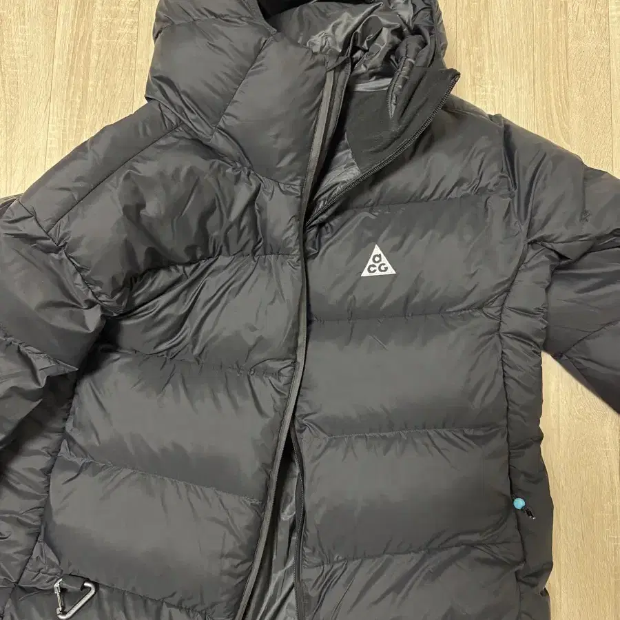 나이키 24FW acg 루나레이크 패딩 M 사이즈