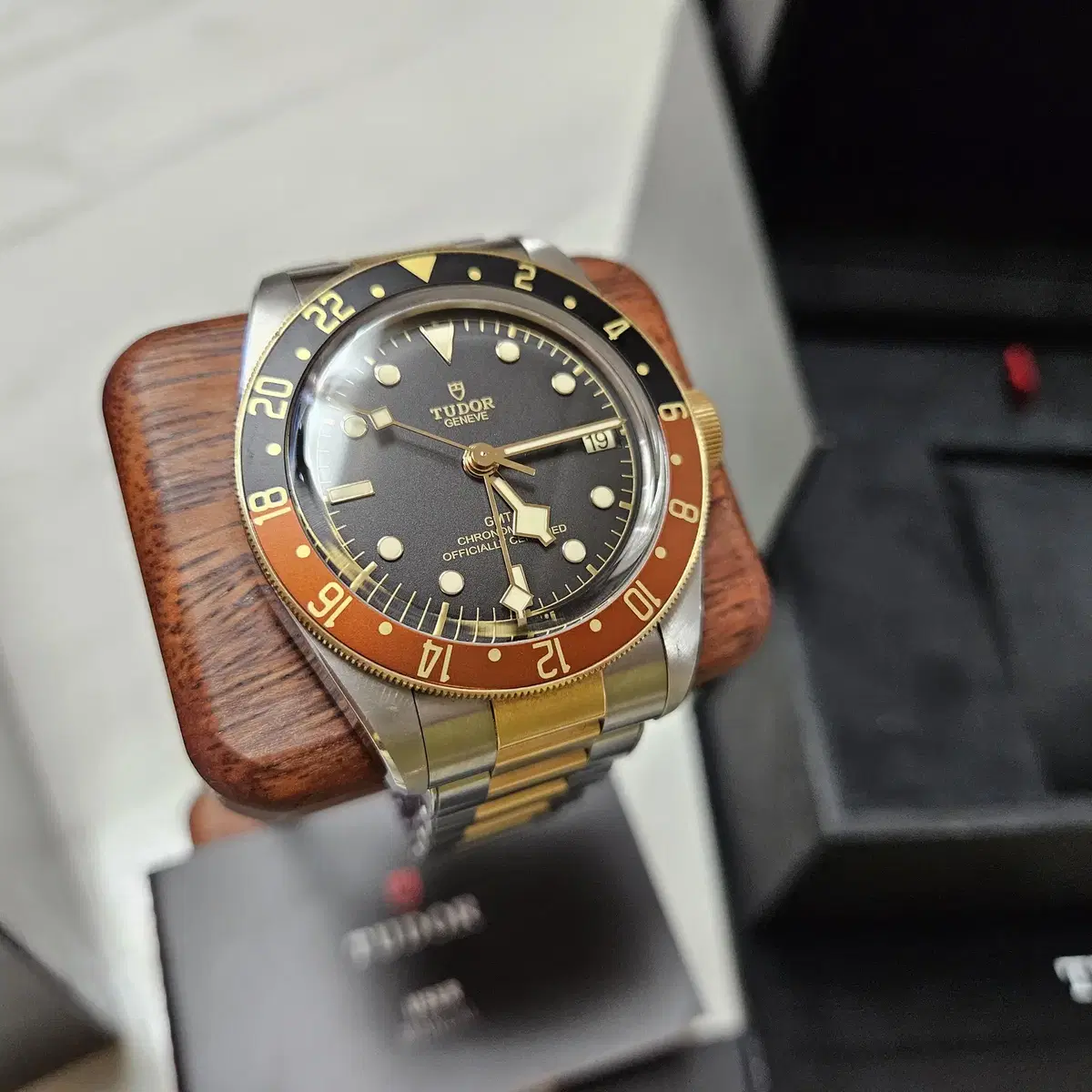 튜더 tudor 블랙베이 gmt 41mm S&G 콤비 루트비어 판매