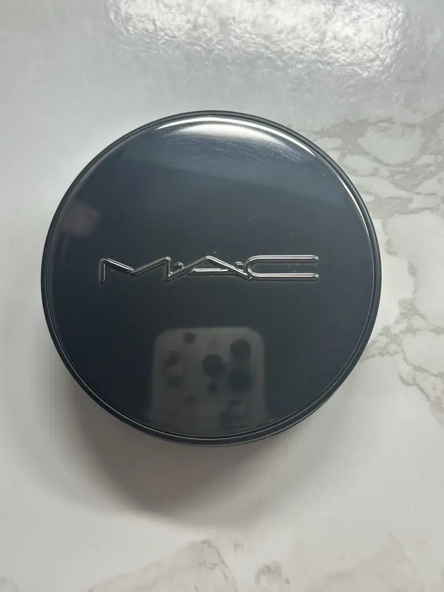 Mac Studio Fix Longwear N11