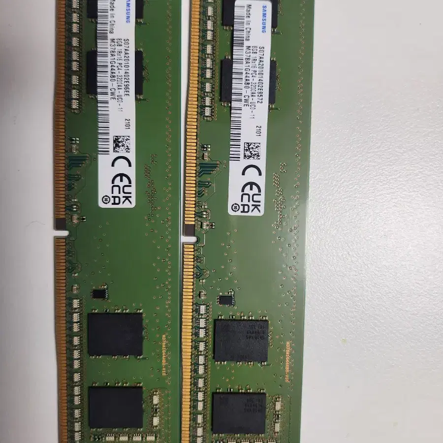 삼성 DDR4 CL3200 8G X 2