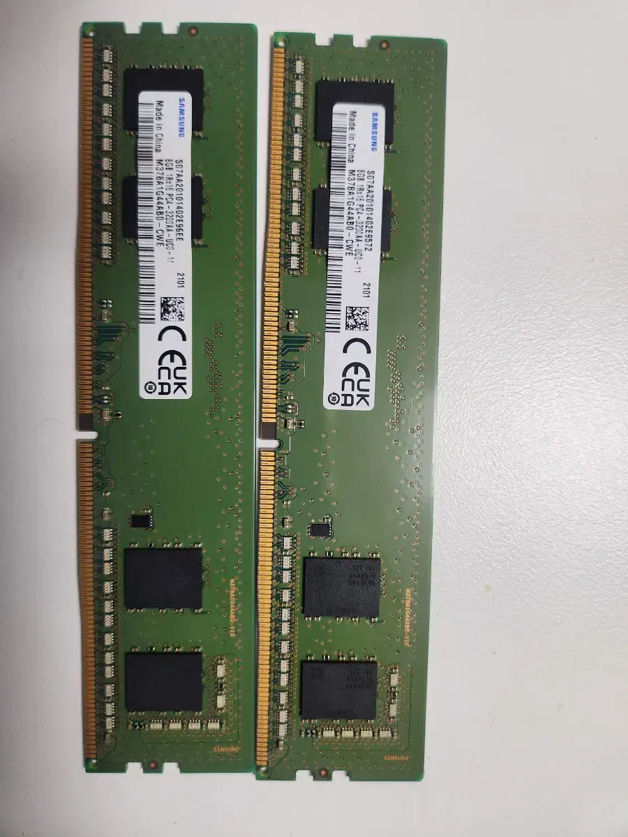 삼성 DDR4 CL3200 8G X 2