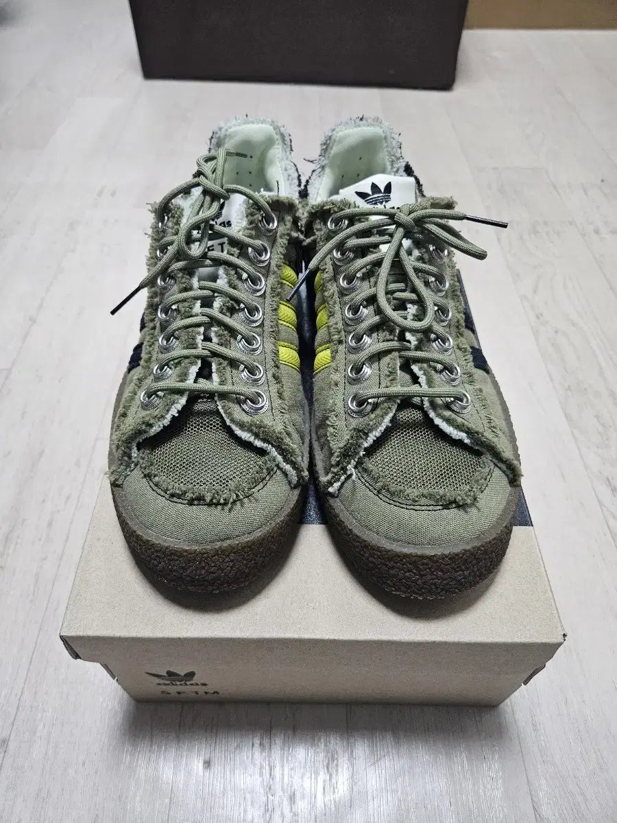 [판매]Adidas x S.F.T.M송포더뮤트 Campus Olive