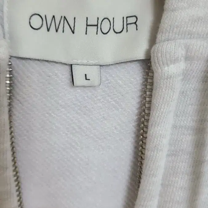 own hour 후드집업