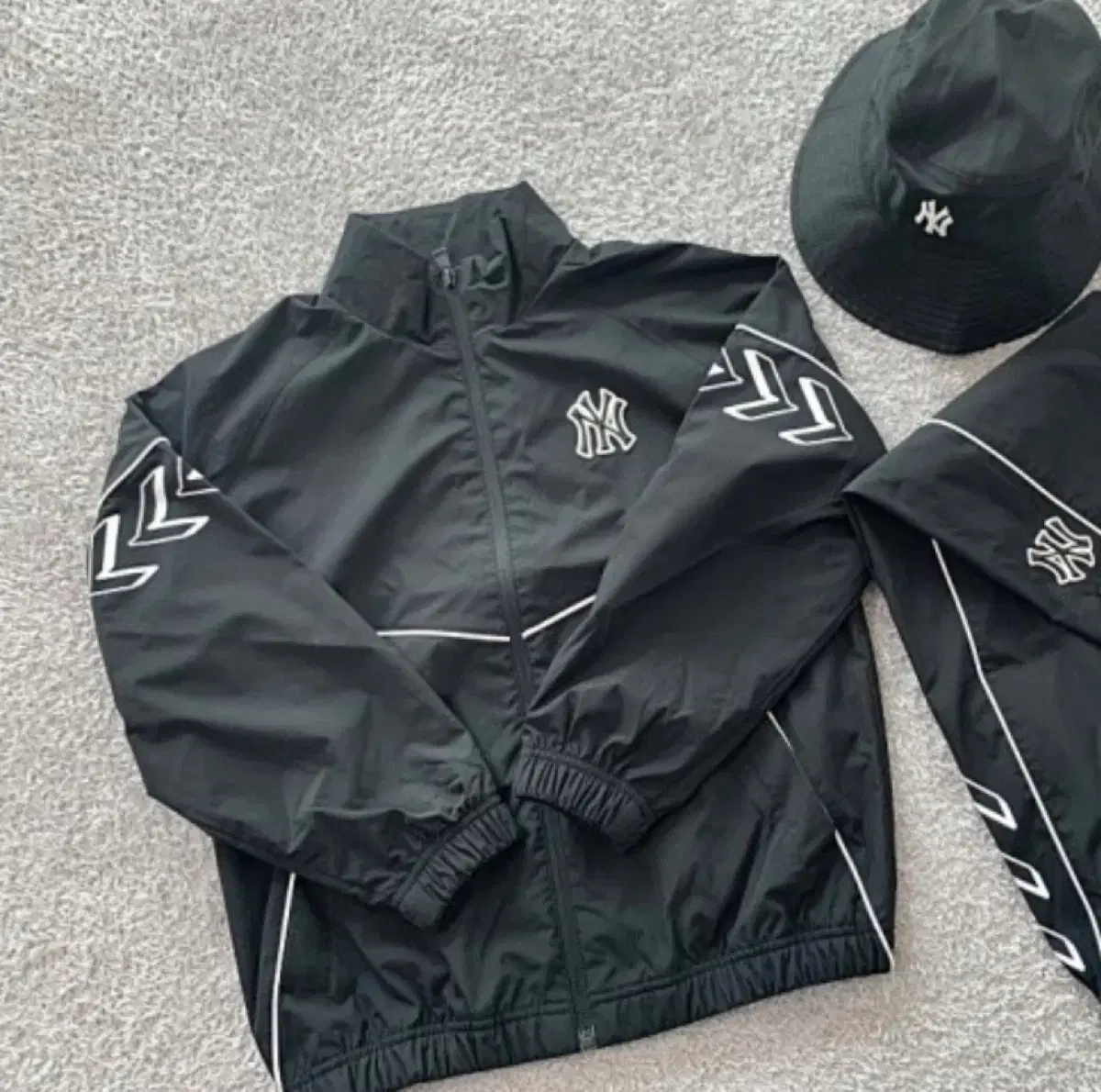 MLB Women's Anorak Windbreaker