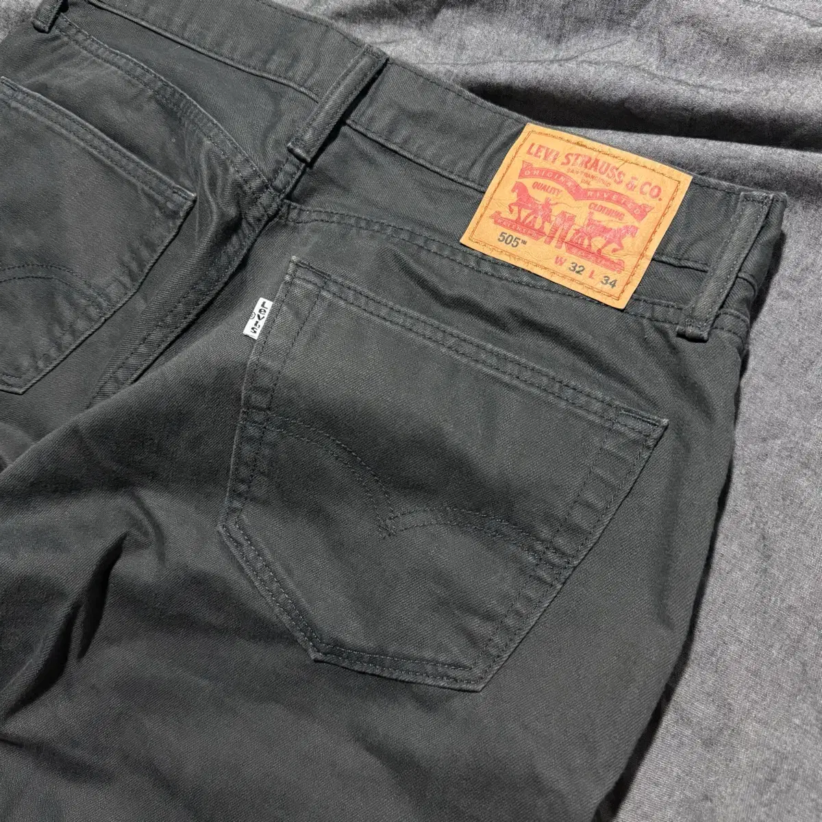 Levis 505 Pants Sz 32X34