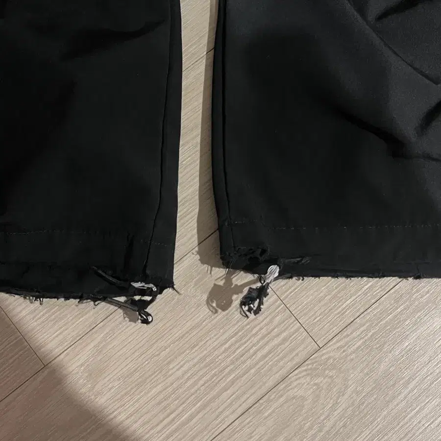 코이세이오 suu strap line pants black 바지 블랙