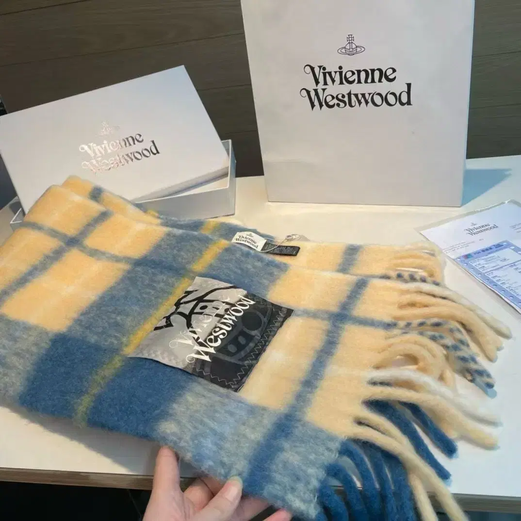 Vivienne Westwood 캐시미어 머플러