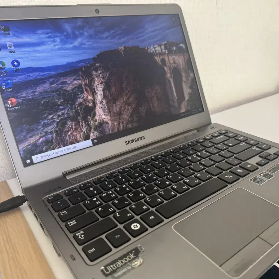 삼성 Ultrabook 노트북 i5-3317u 13인치 판매합니다