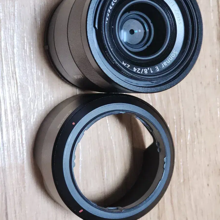 소니 칼자이쯔 24mm 칼이사렌즈