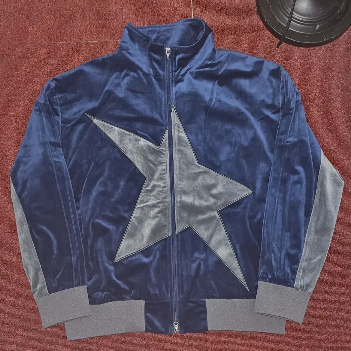 VIVASUTUDIO VELVET STAR JERSEY