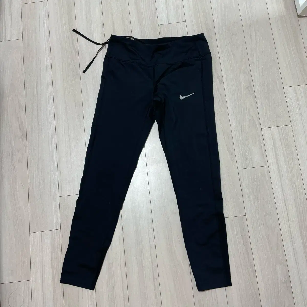 [S] Nike Dry Fit Scotch Logo Mesh Leggings