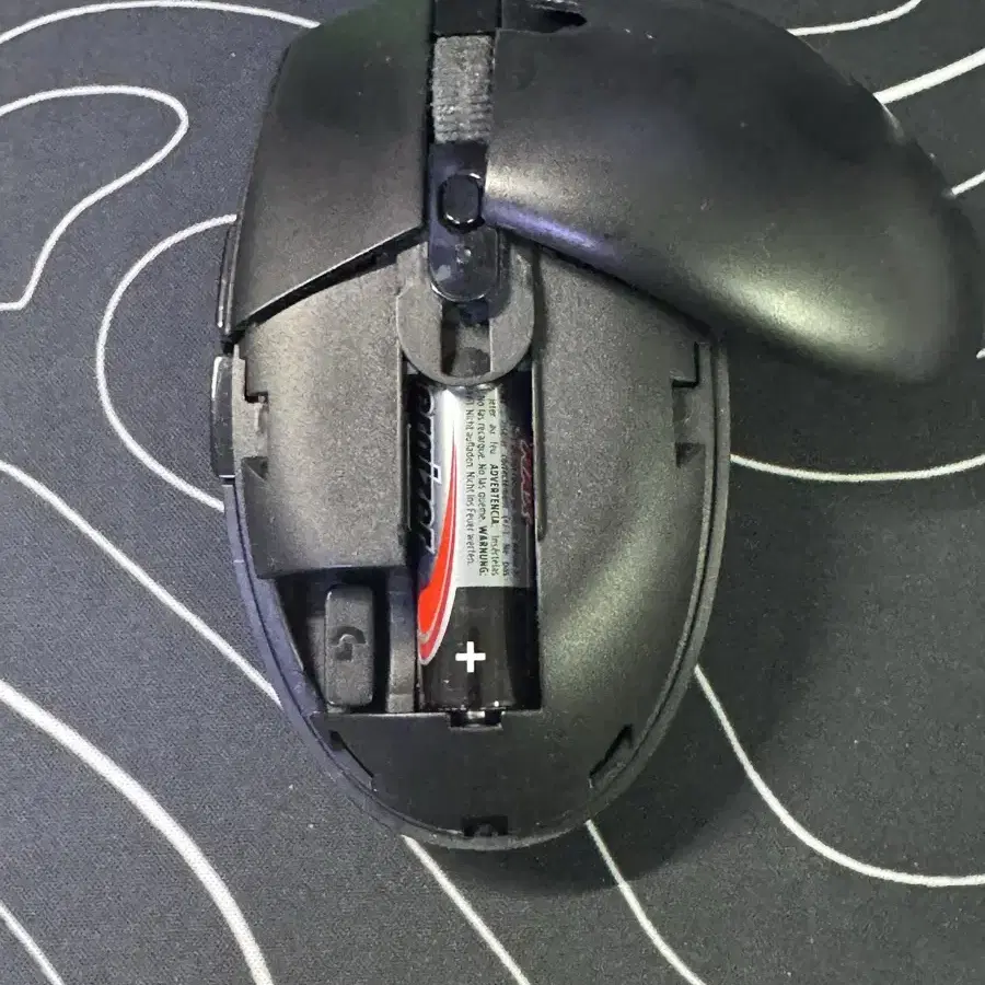 로지텍 G304 무선 마우스