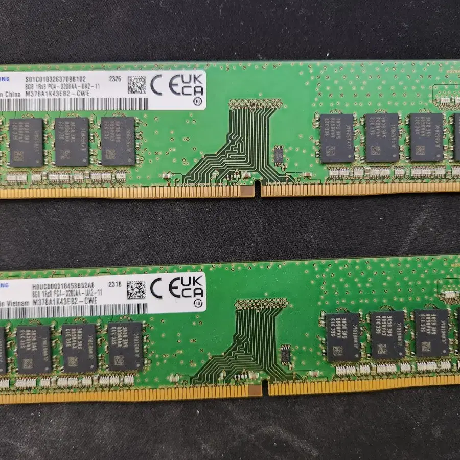 삼성 DDR4 3200 25600 8GB X 2개 팝니다.