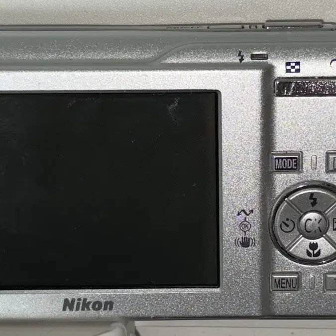 니콘 쿨픽스 s200 (nikon coolpix) 팝니다(네고가능)