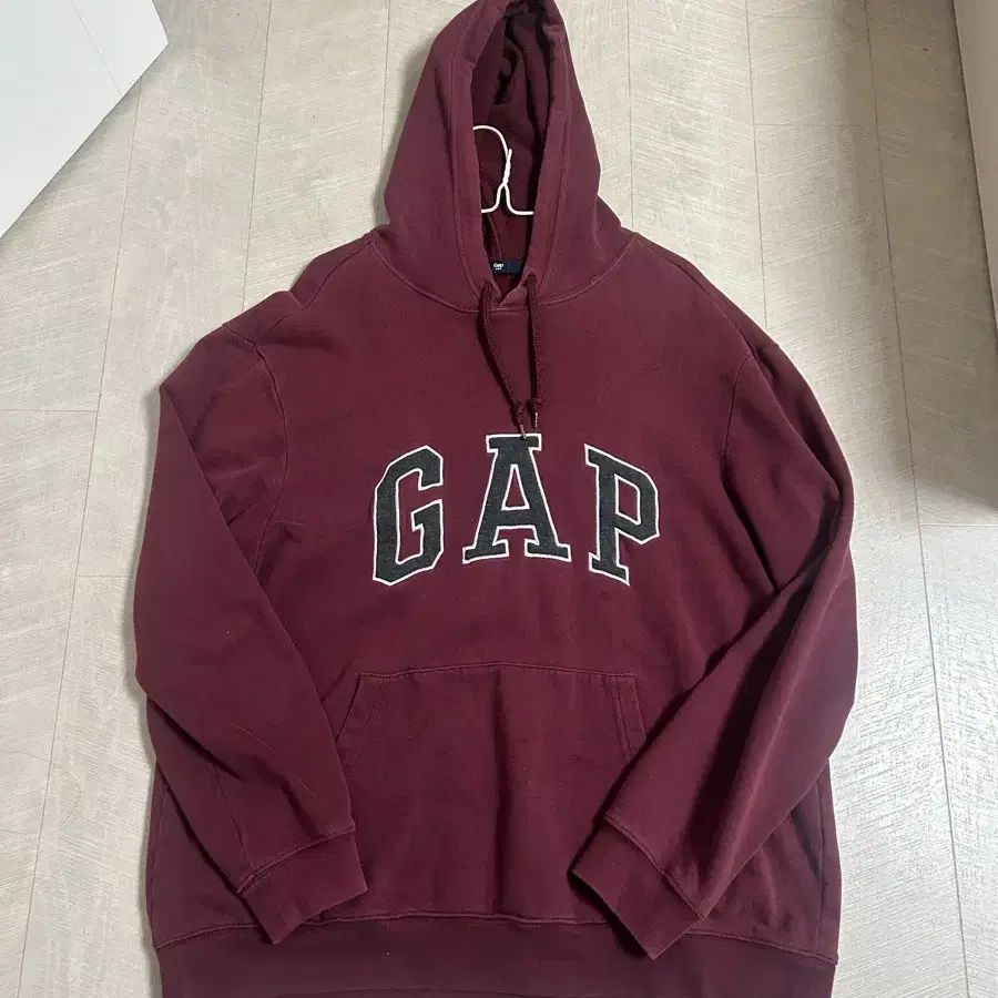 GAP 버건디 후드티