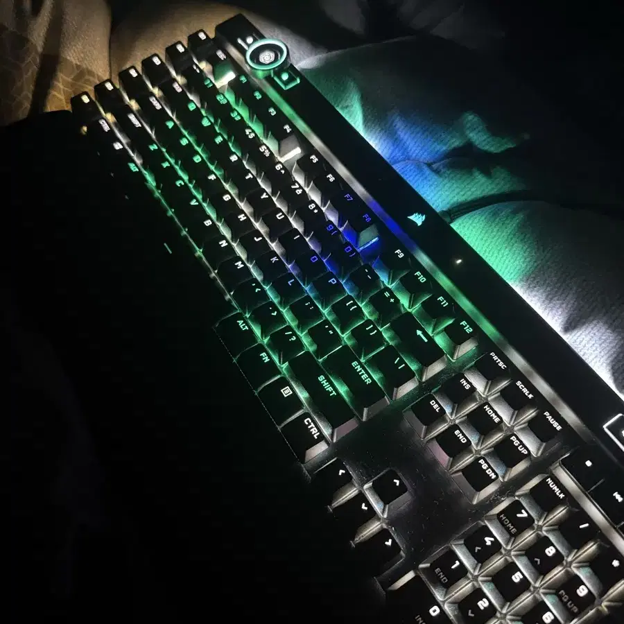 CORSAIR K100 RGB OPTICAL