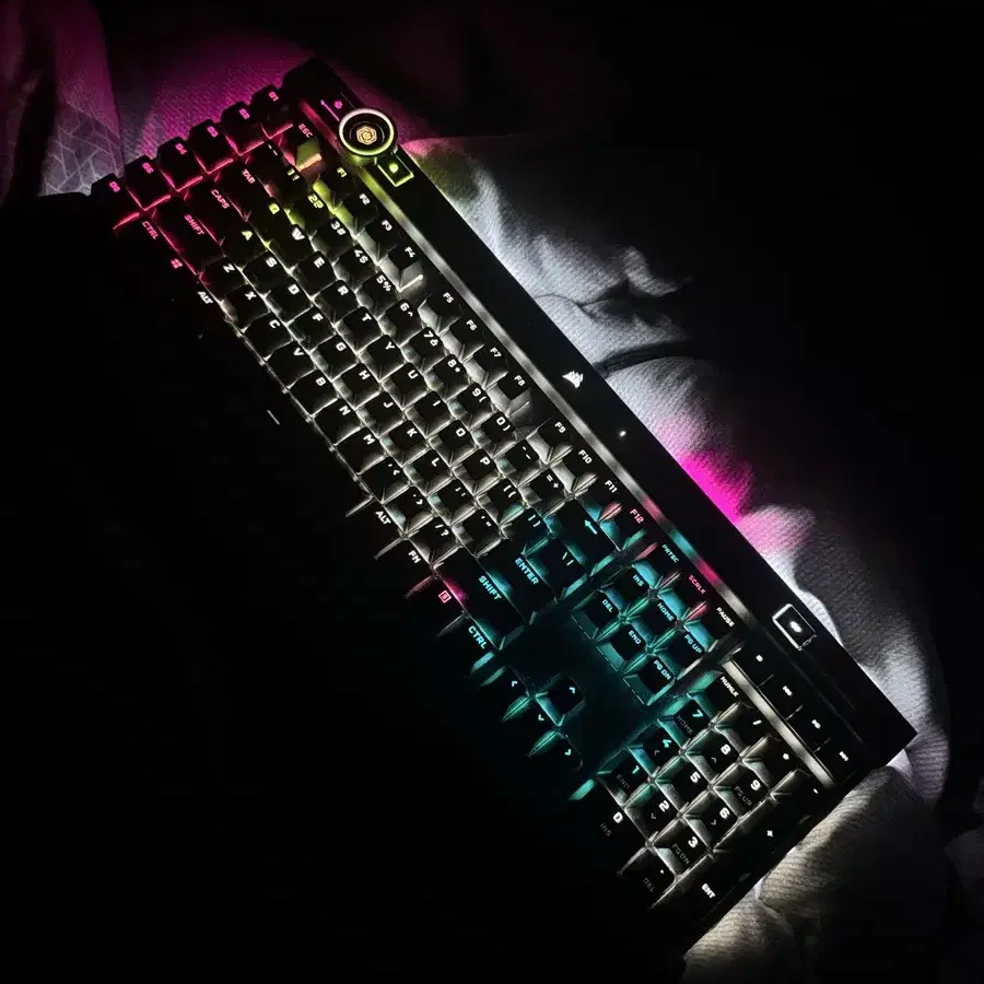 CORSAIR K100 RGB OPTICAL