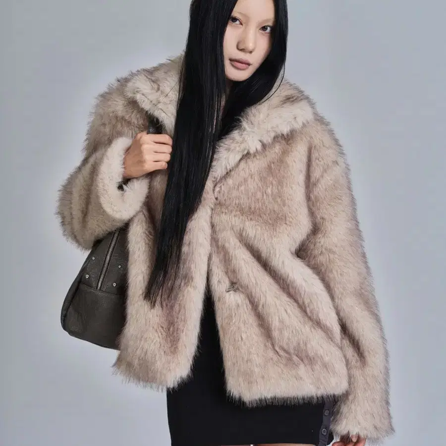 애즈온 비비 퍼자켓 아이보리 bibi fur jacket ivory