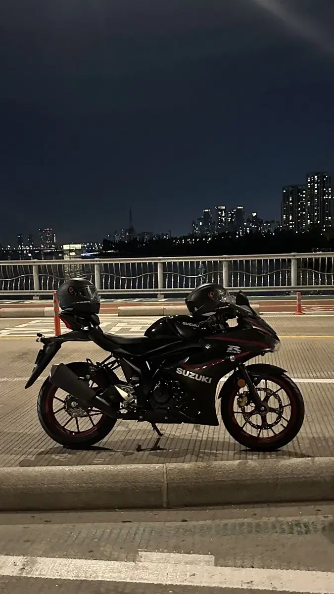 스즈키gsxr125