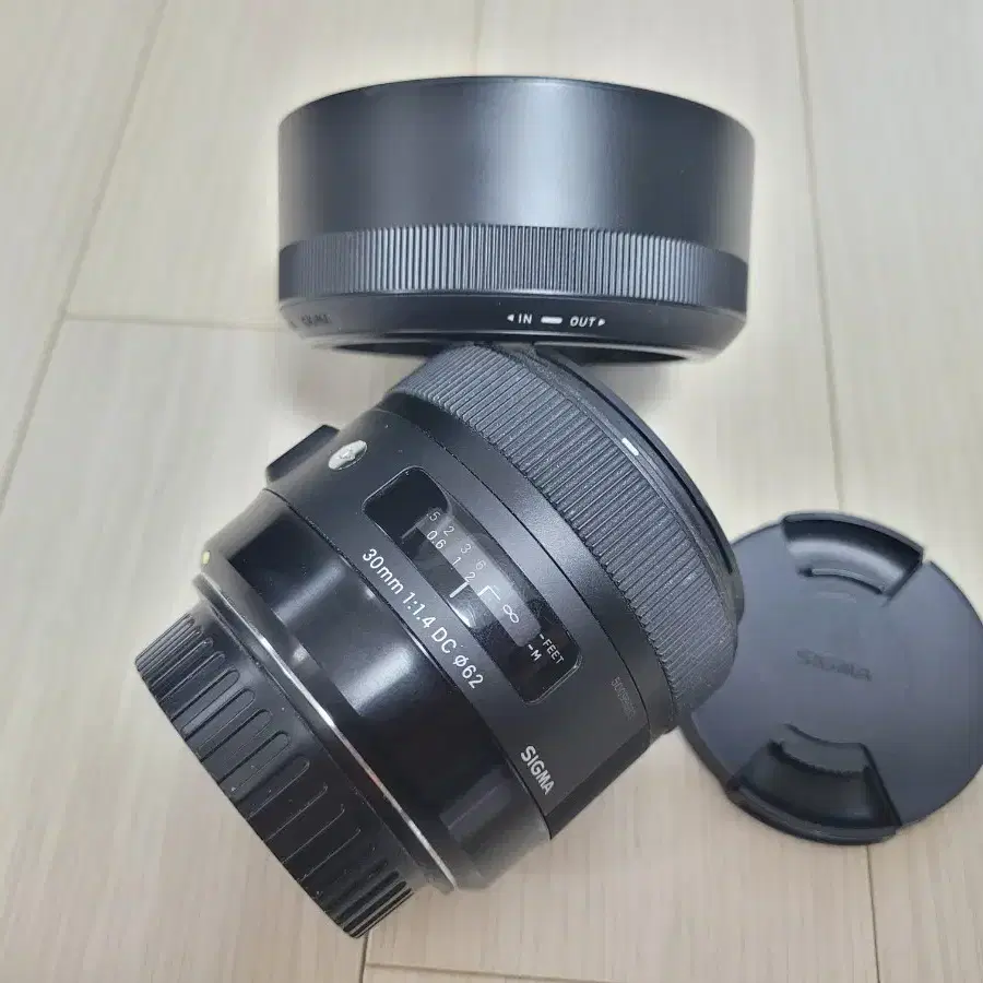 캐논 EF-S 마운트 시그마 아트 삼식이 렌즈 30mm f1.4