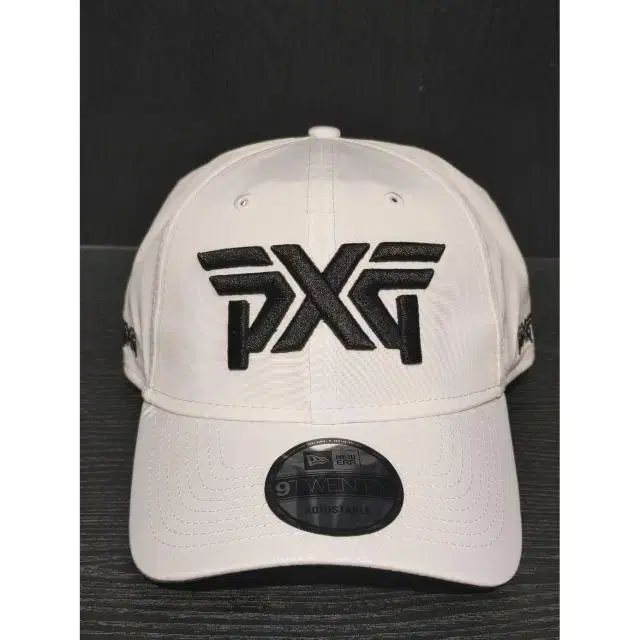 정품 PXG 화이트 뉴에라 캡