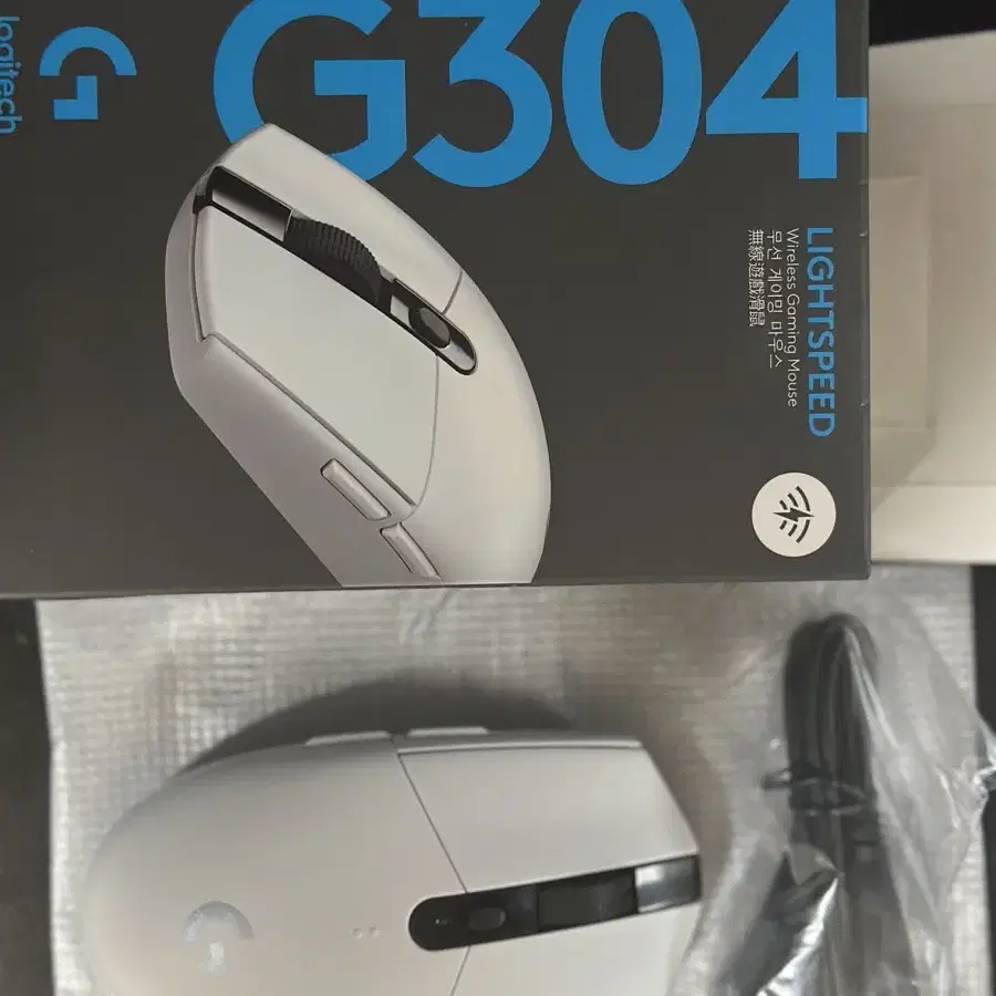 로지텍 g304