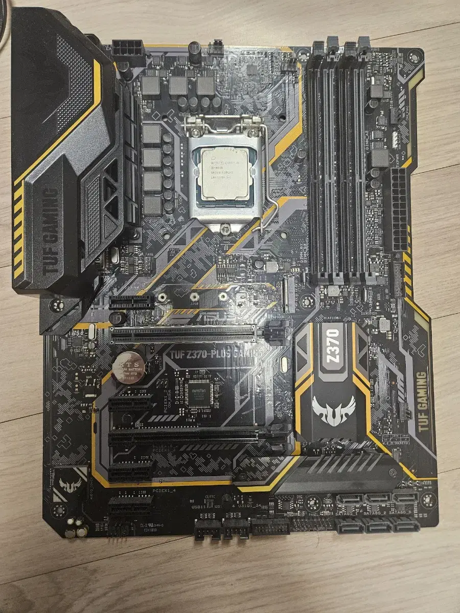 cpu랑 메인보드 i5 8600 +z390 팔아요