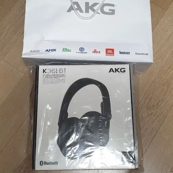 AKG K361-BT