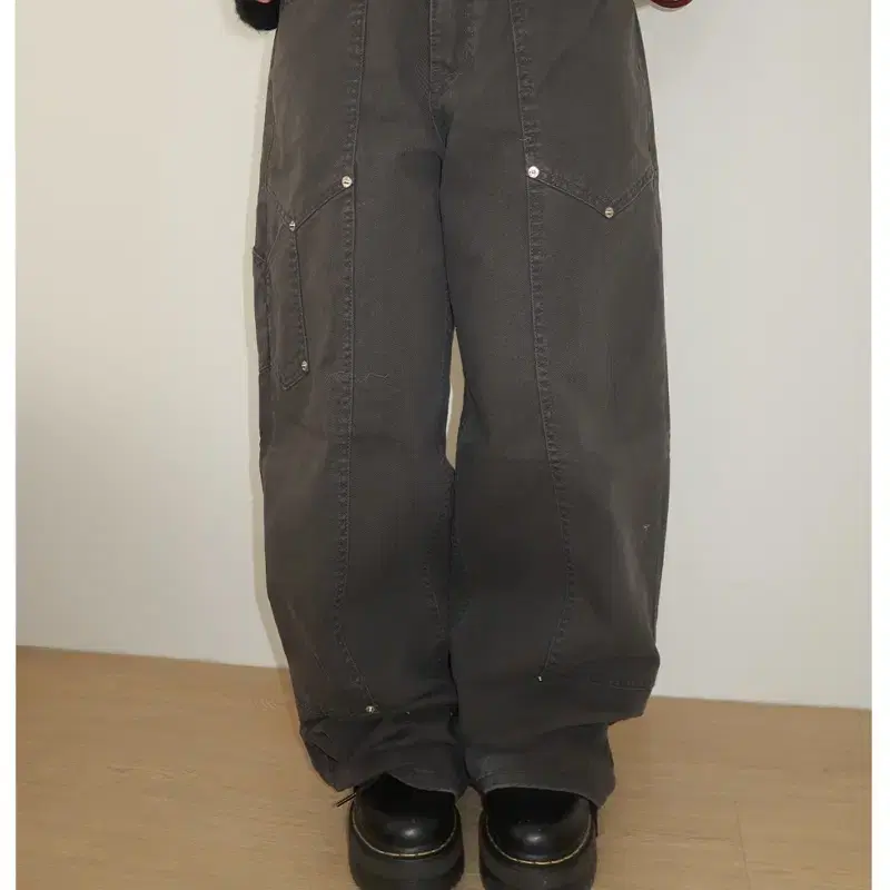 아워캐비넷 pinter stud pants S