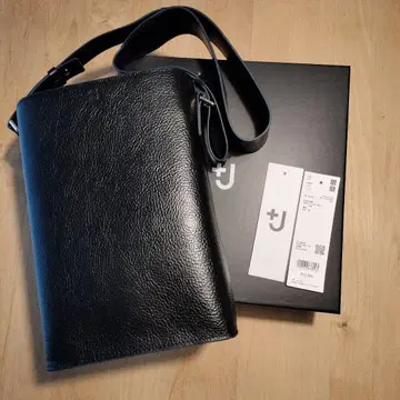 J 가죽 가방 유니클로