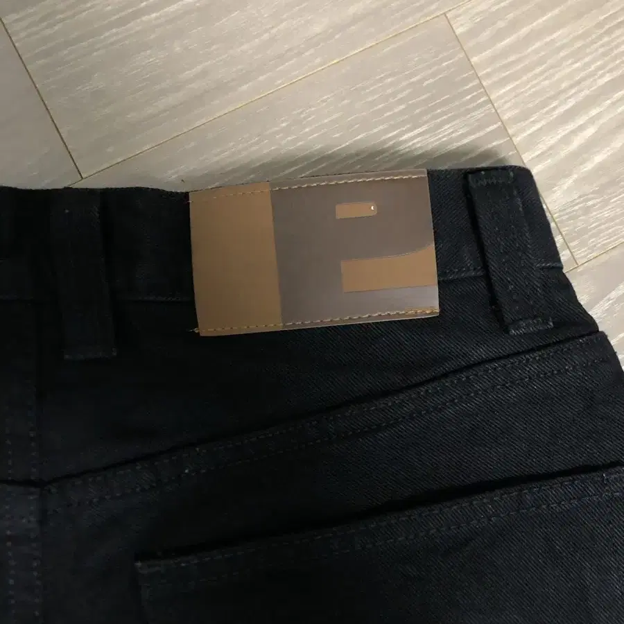 [S]이알티알 Essential Relaxed Denim Pants