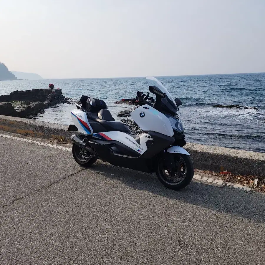 BMW C650GT