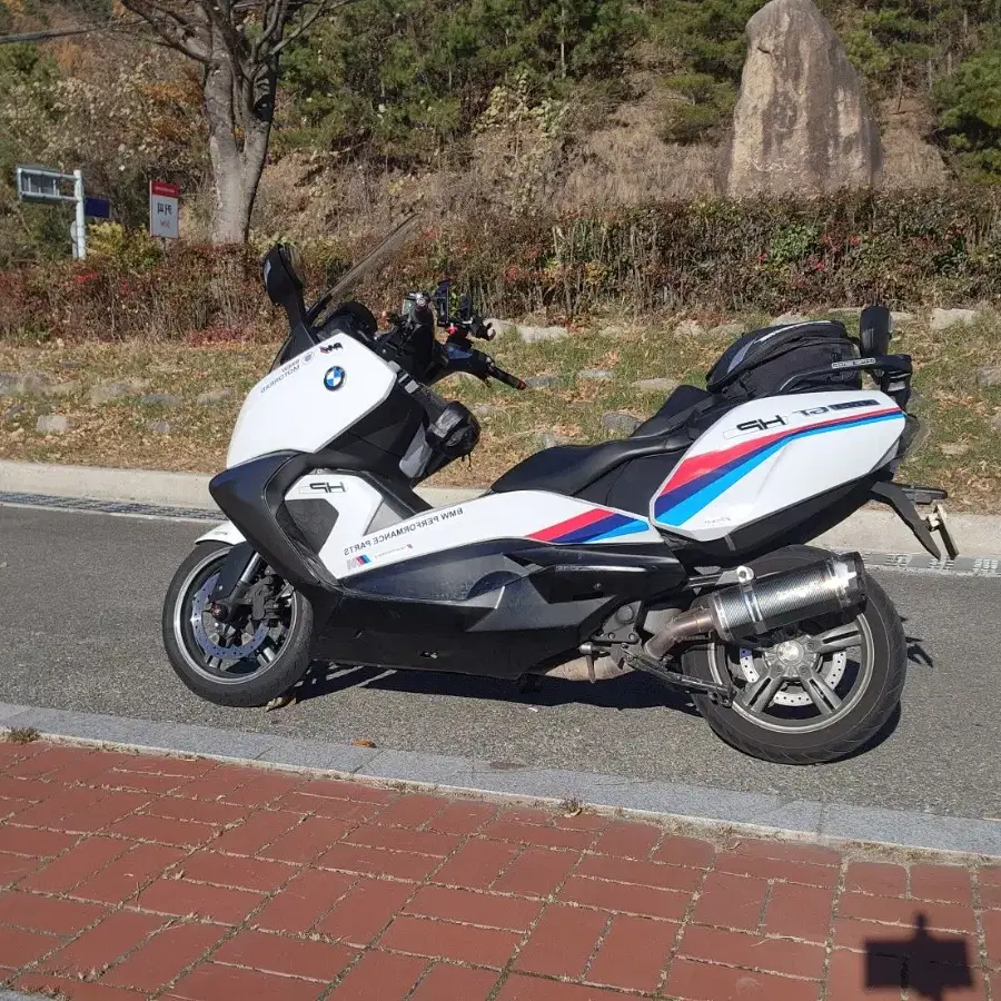 BMW C650GT