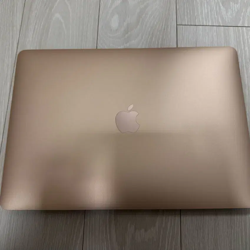 맥북에어(MacBook Air) 핑크골드 13인치