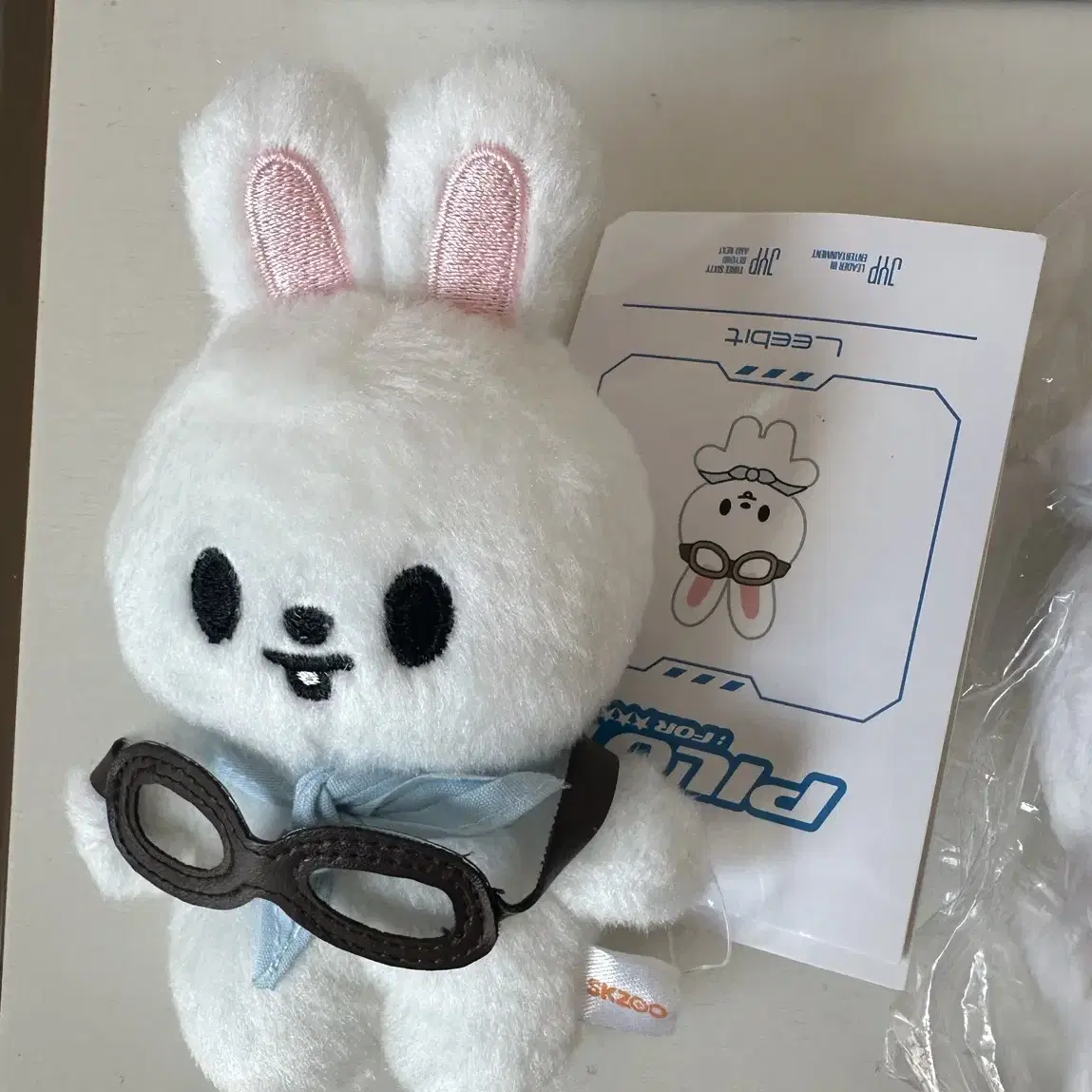 Stray Kids - SKZOO PILOT ミニ　リービット　Leebit リノ straykids リノ リービット Leebit ぬいぐるみミニ｜Yahoo