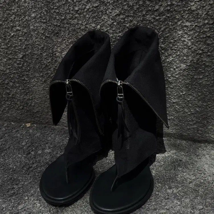 보헤미안서울 린넨 플립 부츠 LINEN FLIP FLOP BOOTS