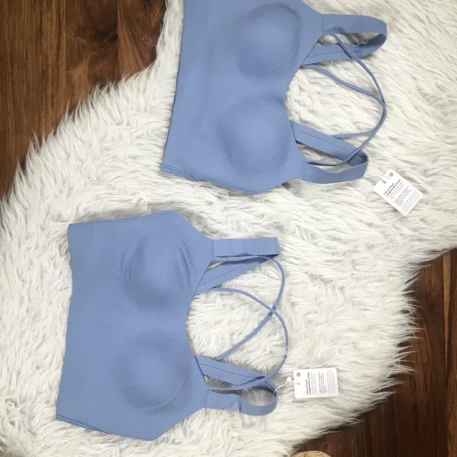 (새상품)룰루레몬 브라탑 Like a cloud Ribbed Bra