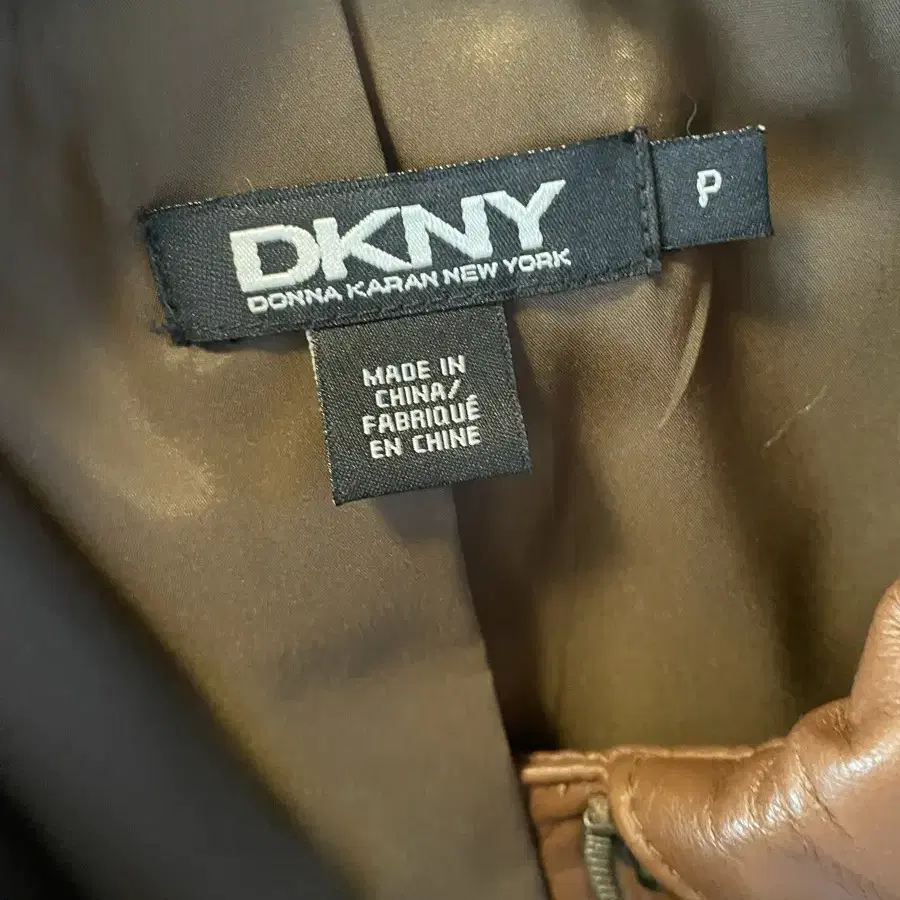 DKNY 양가죽자켓 여성 44-55사이즈