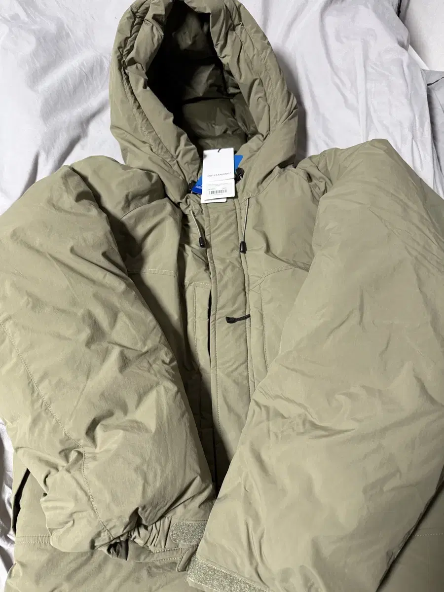 New product) Outstanding L7 Short Parka, Sevage Green M