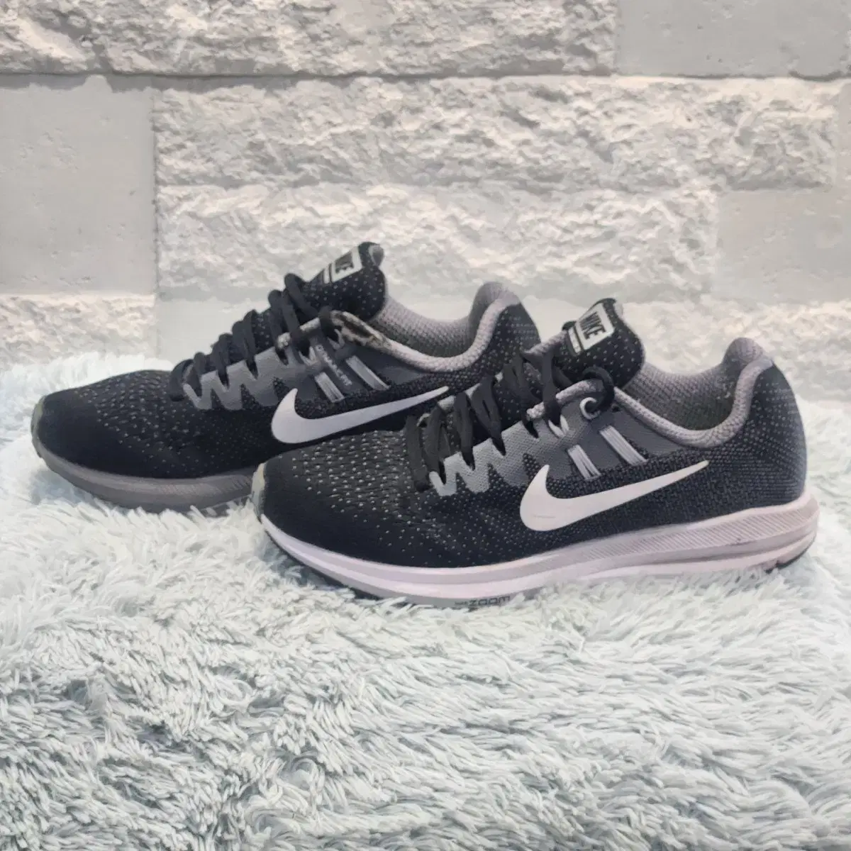 6z-9:Nike Air Zoom Structure 20(240)2번사진