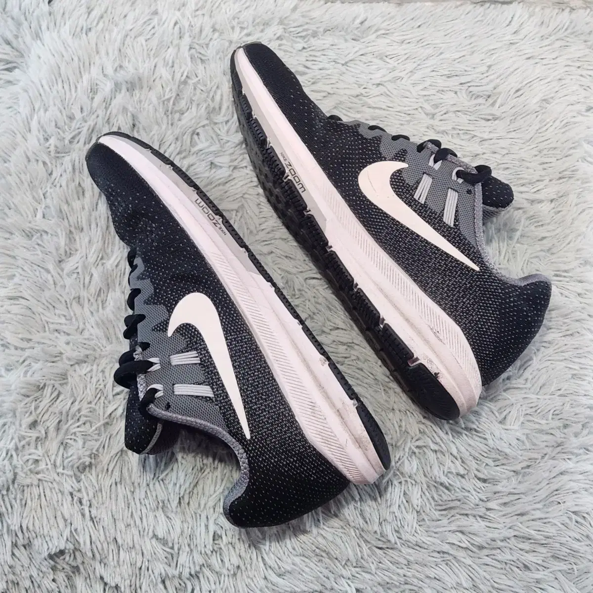 6z-9:Nike Air Zoom Structure 20(240)2번사진